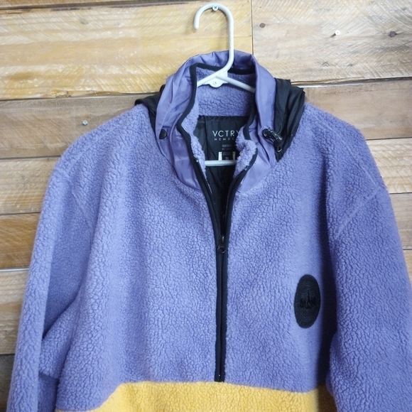 10.DEEP Vctry Sprts Out of Bounds Storm Fleece Color Block Quarter Zip Pullover - Picture 3 of 9